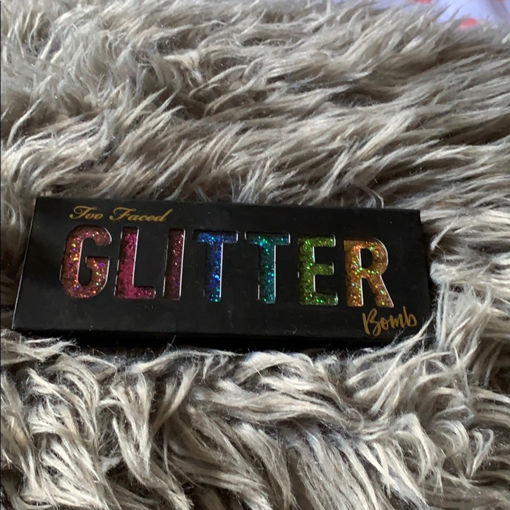 Too Faced Glitter Eyeshadow Palette